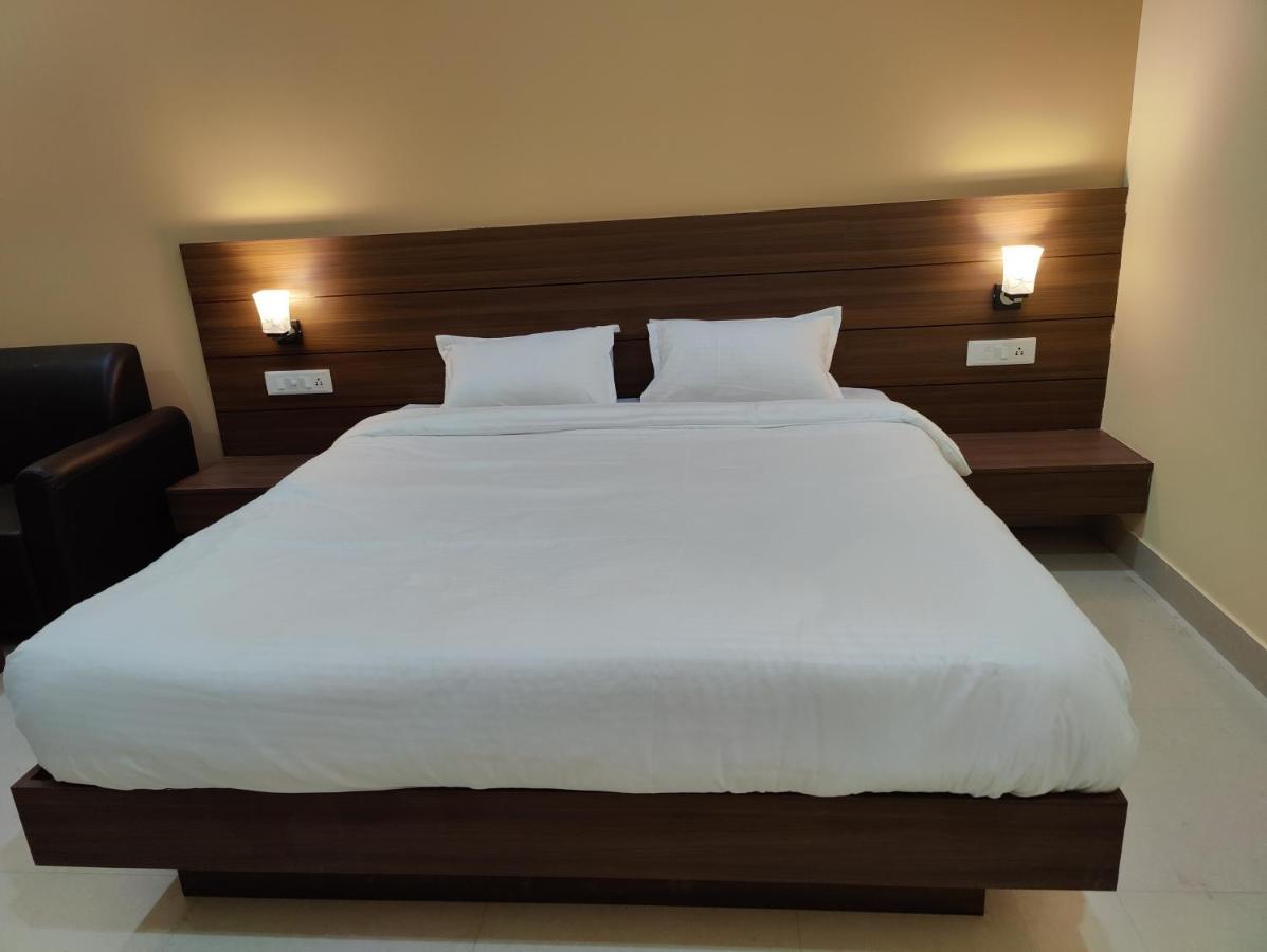 Hr Garden Hotel Deoghar Exterior foto